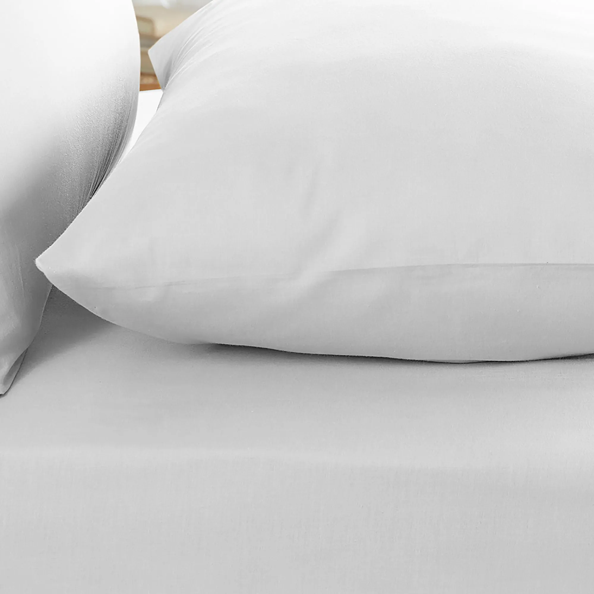 Appletree Pure Cotton Pair of Housewife Pillowcases by Appletree Style in White 50 x 75cm