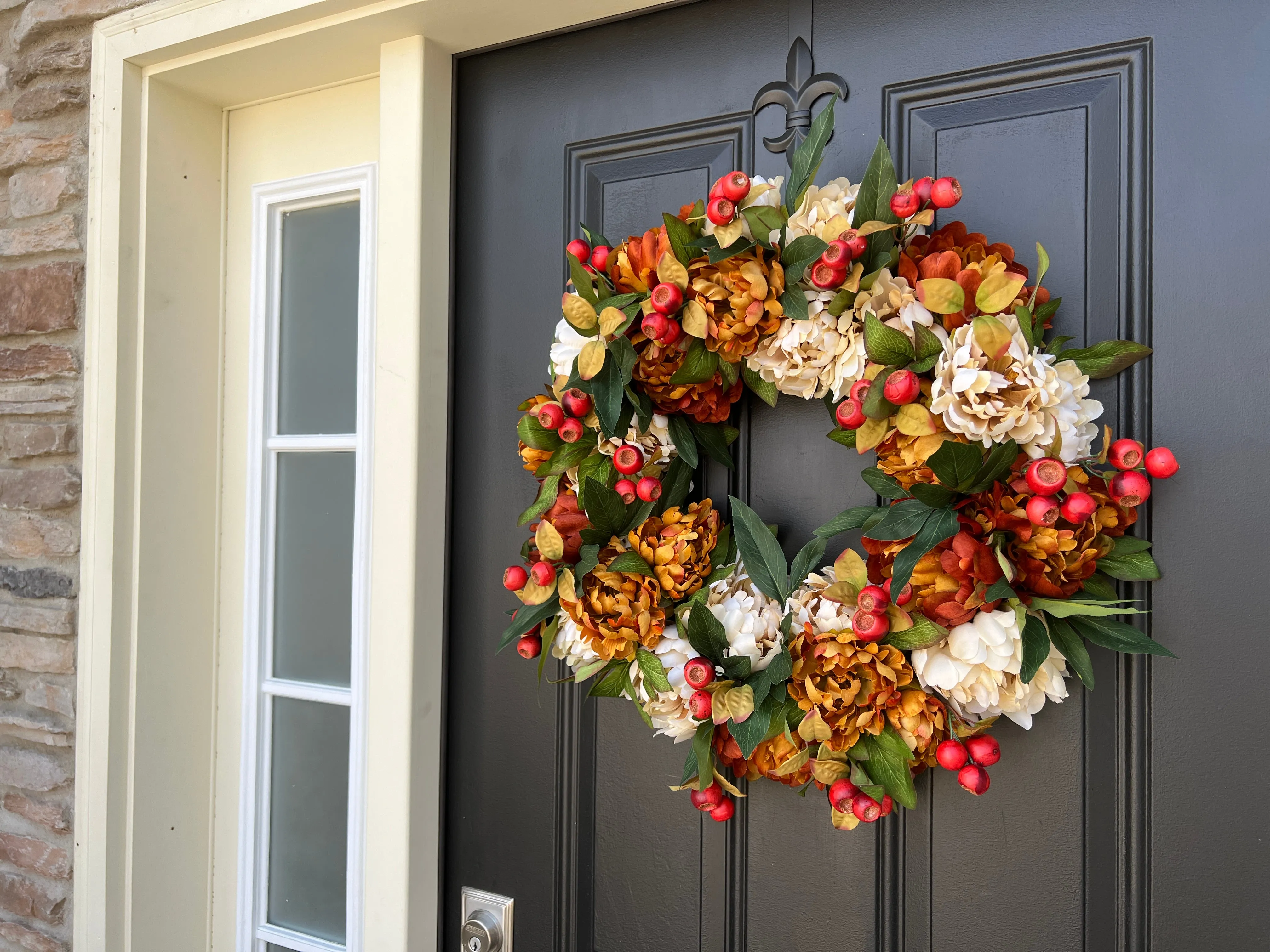 Classic Fall Peony Wreath with Pods