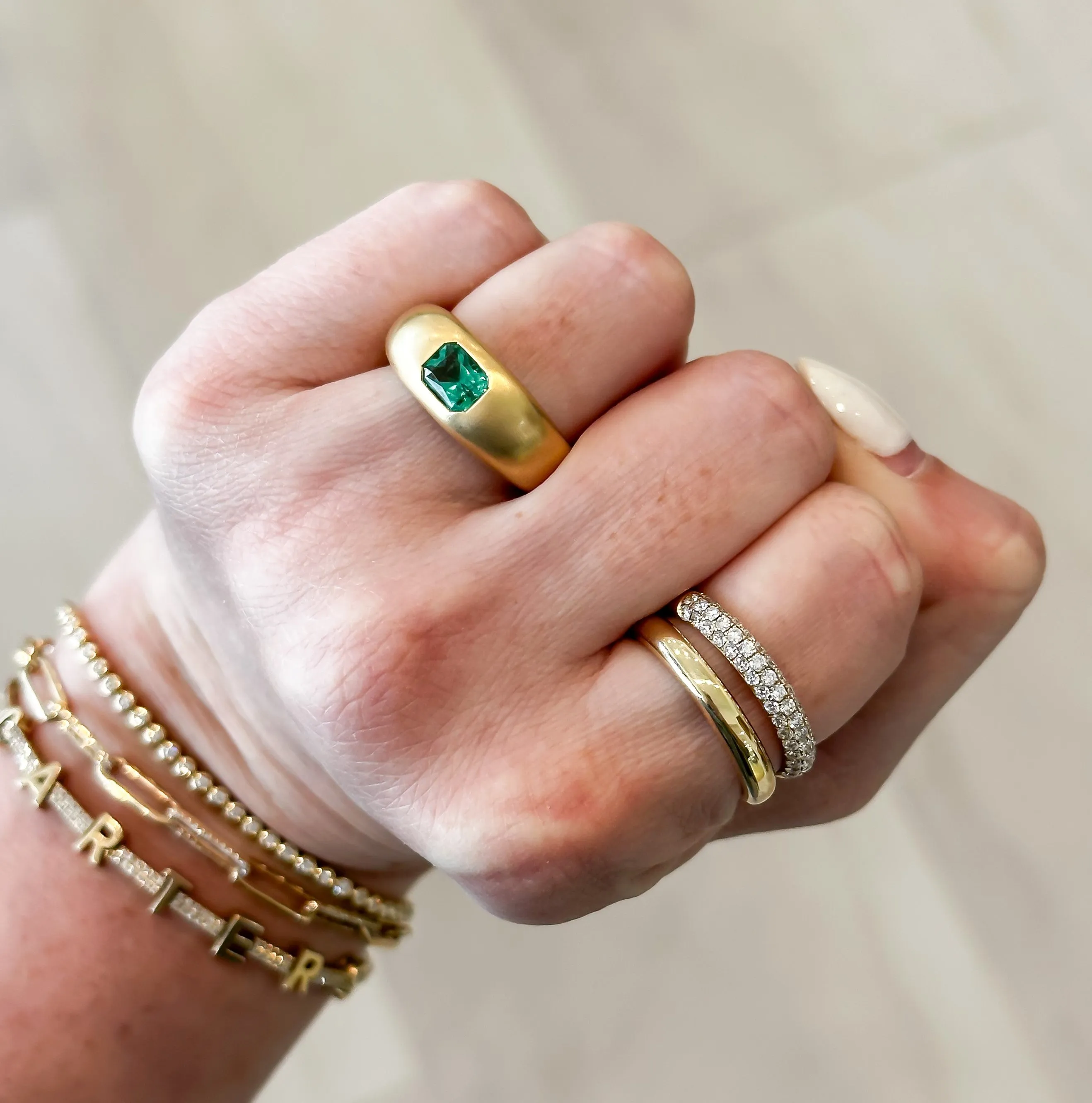 Emerald Gemstone Cigar Band with Satin Finish