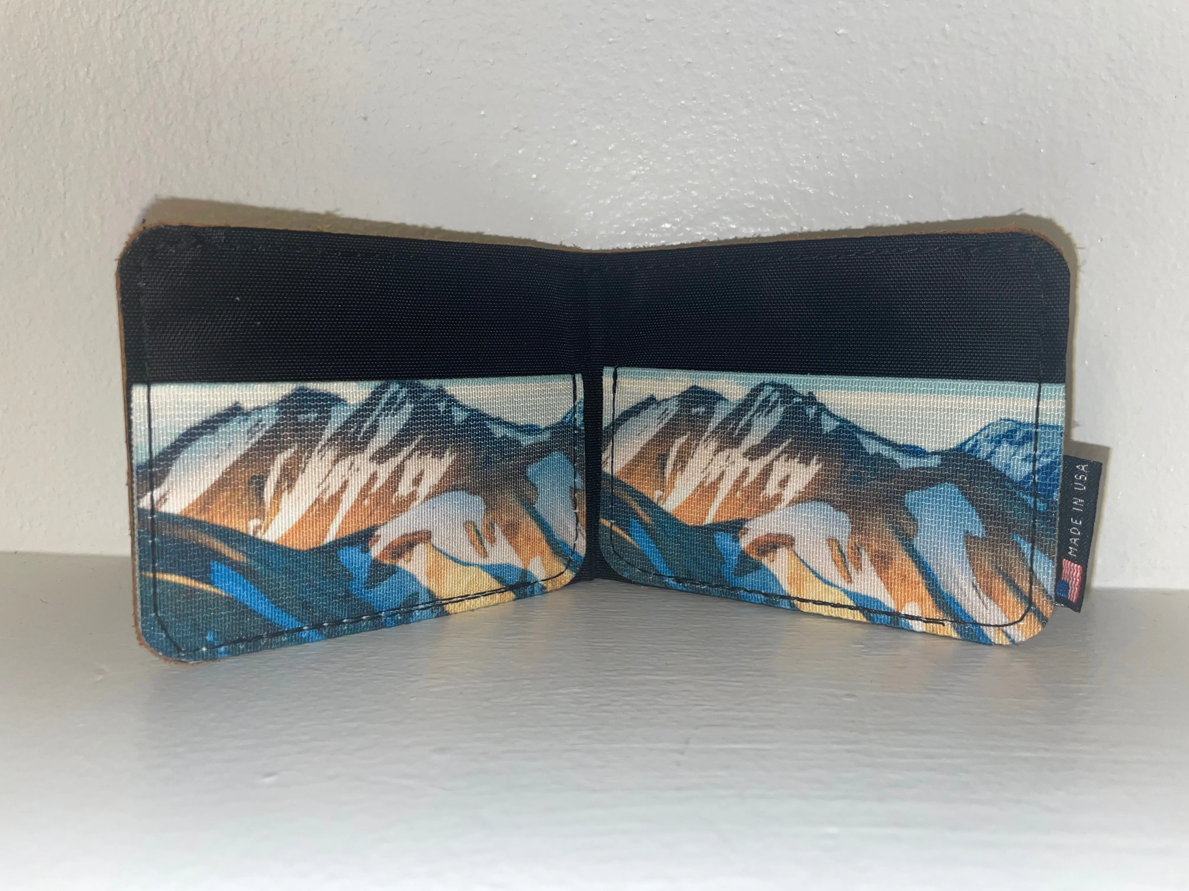 Zootility Wallet: Sunlit Mountains